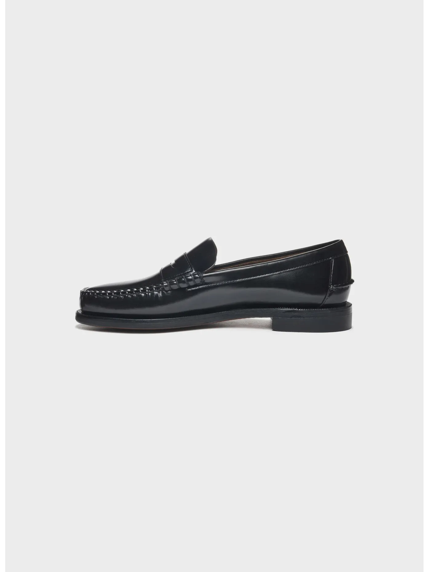     -SEBAGO    -SCARPA CLASSIC-