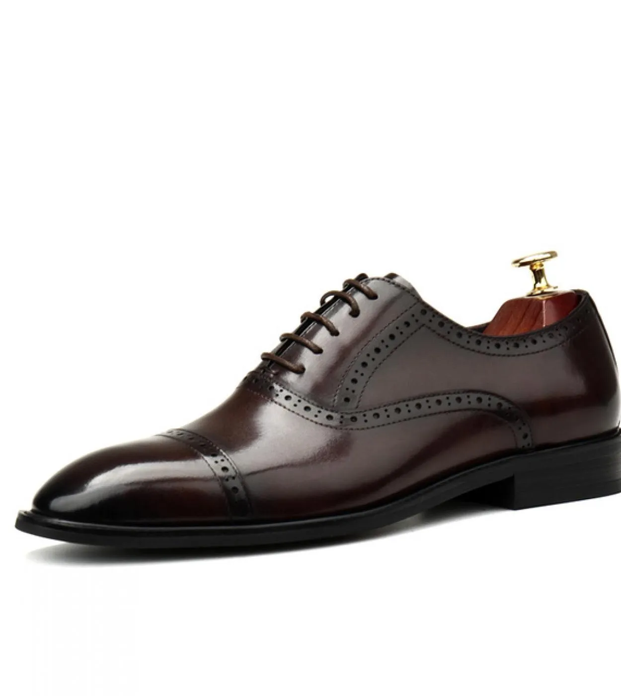 2023 Scarpe eleganti da uomo di lusso primaverili in vera pelle Designer di qualità Nuovo stile Oxford Scarpe da lavoro da lavor