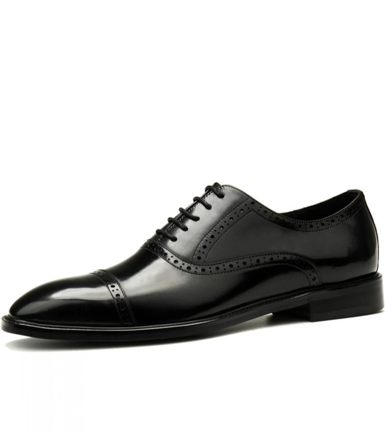 2023 Scarpe eleganti da uomo di lusso primaverili in vera pelle Designer di qualità Nuovo stile Oxford Scarpe da lavoro da lavor