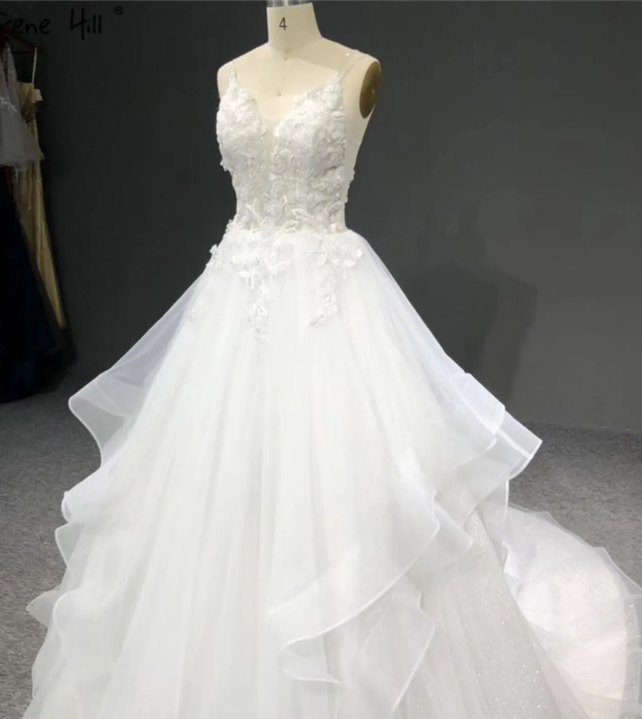 Abiti da sposa bianchi fatti a mano con paillettes di fiori senza maniche semplici abiti da sposa fotografici Ha2327 Matrimonio