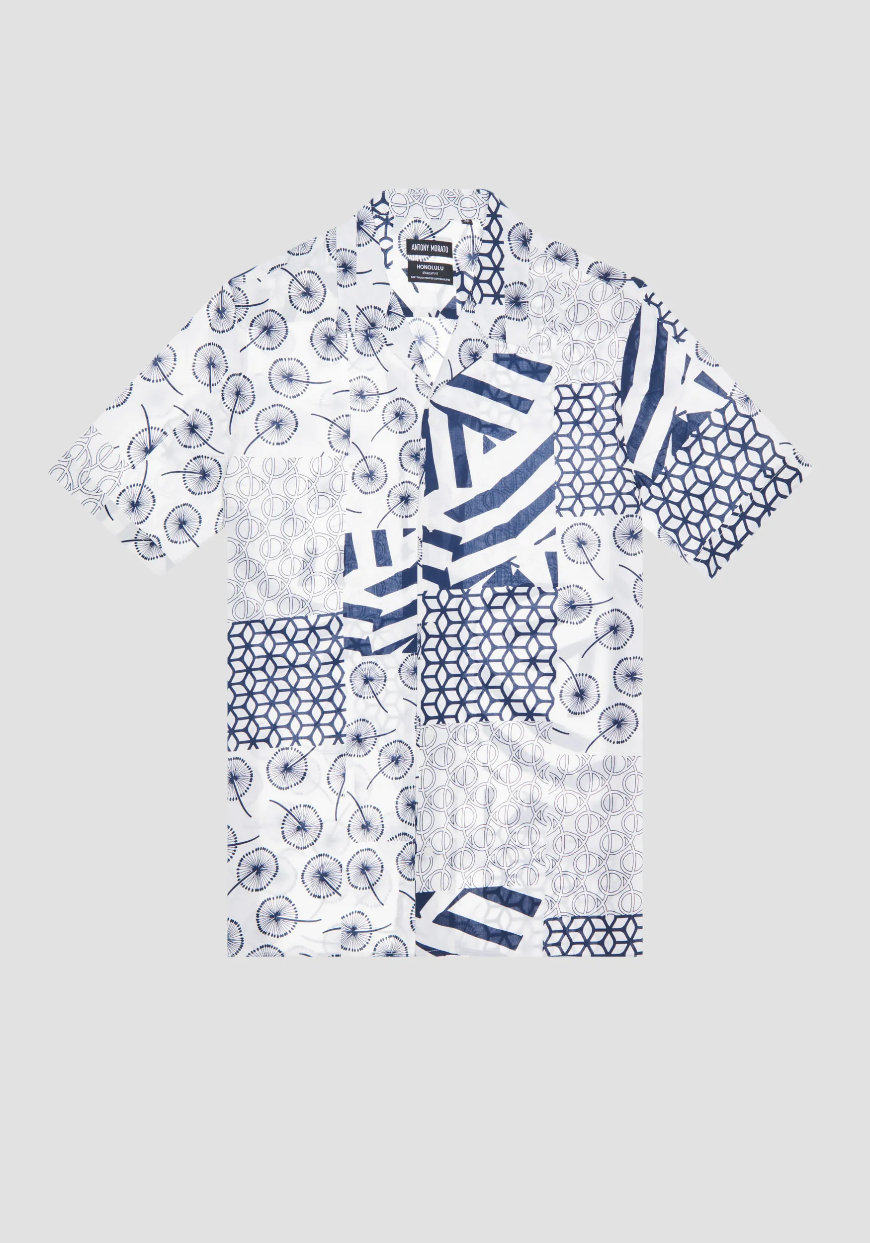 CAMICIA REGULAR STRAIGHT FIT ì A MANICHE CORTE CON STAMPA PATCHWORK