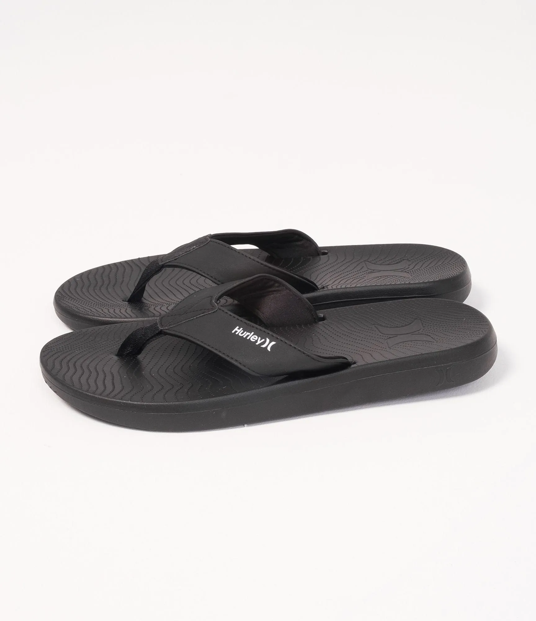 CREST FLIP FLOP - BLACK / WHITE