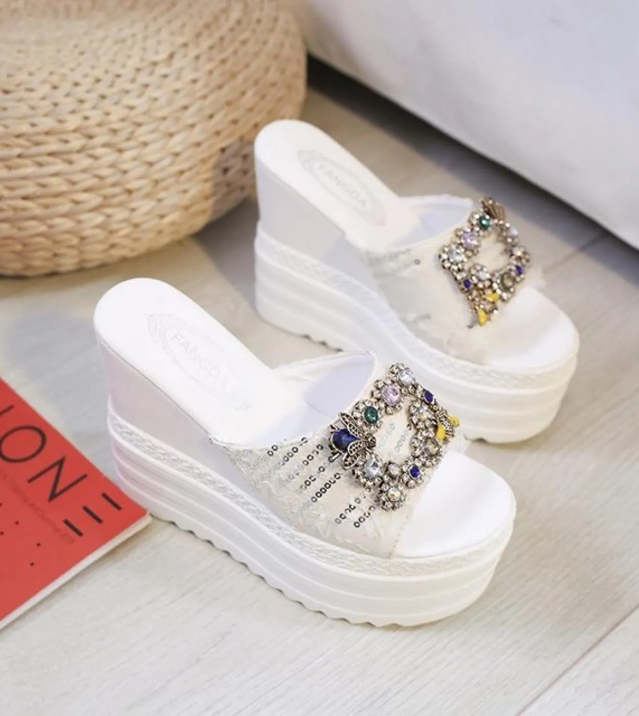 Crystal Platform Slippers Women Summer Platform Wedge Slippers Women Sandals High Heels Slippers Beach Slides Women Desi