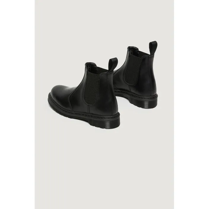 Dr. Martens stivali  neri con punta tonda  