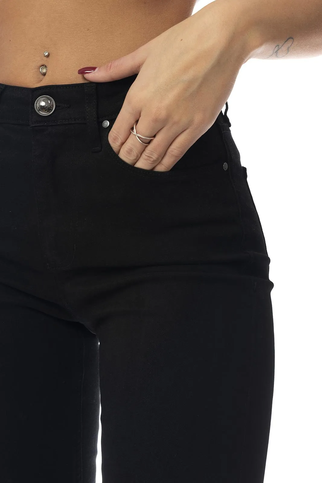 Guess  ---------    ------------ Pantaloni Pantaloni