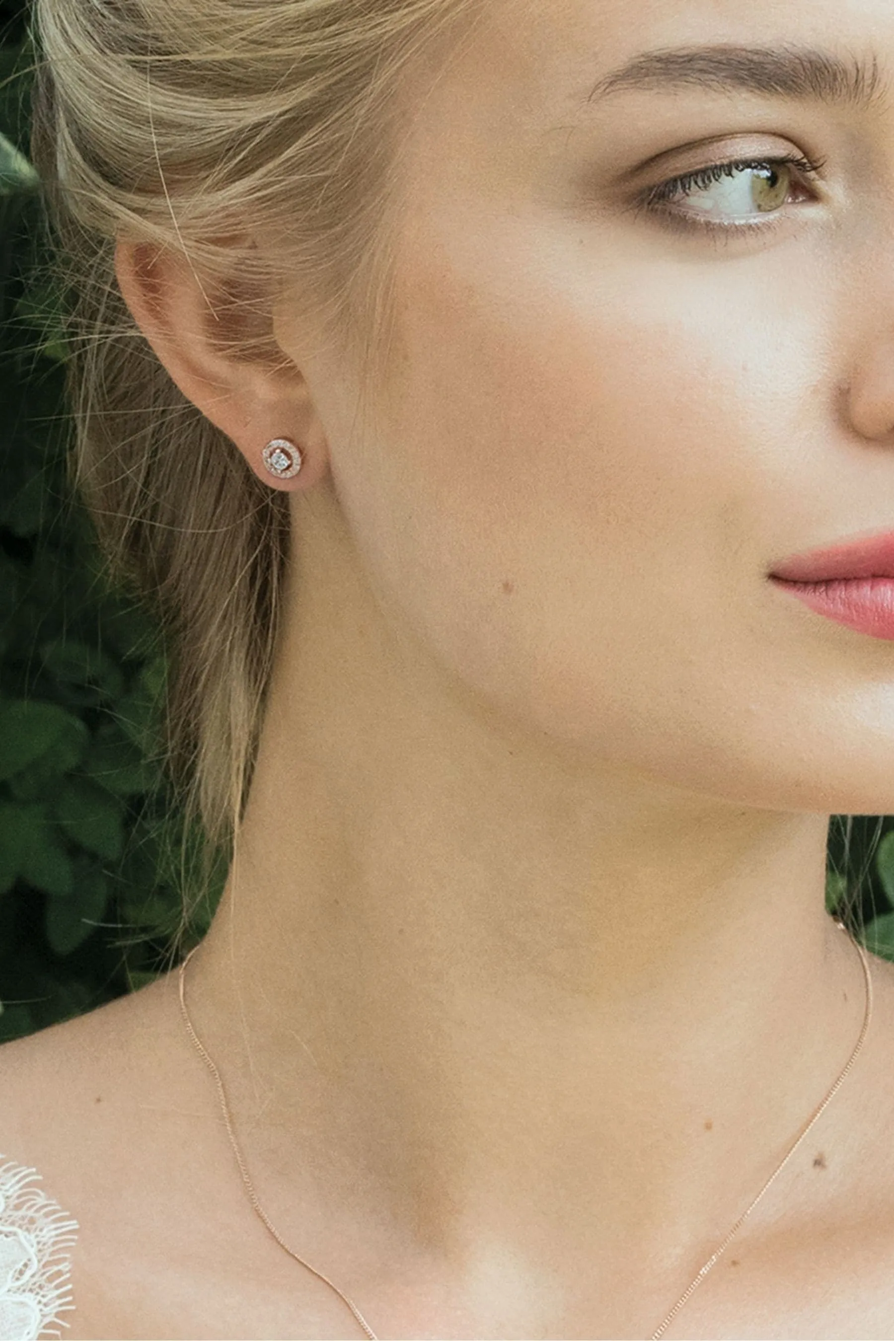 Ivory & Co - Balmoral - Orecchini con delicati cristalli