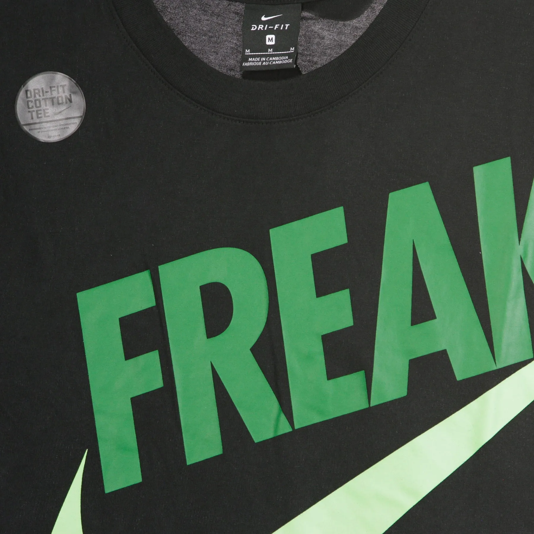 Maglietta Uomo Giannis Dry Tee Freak X Giannis Antetokounmpo Black/pine Green