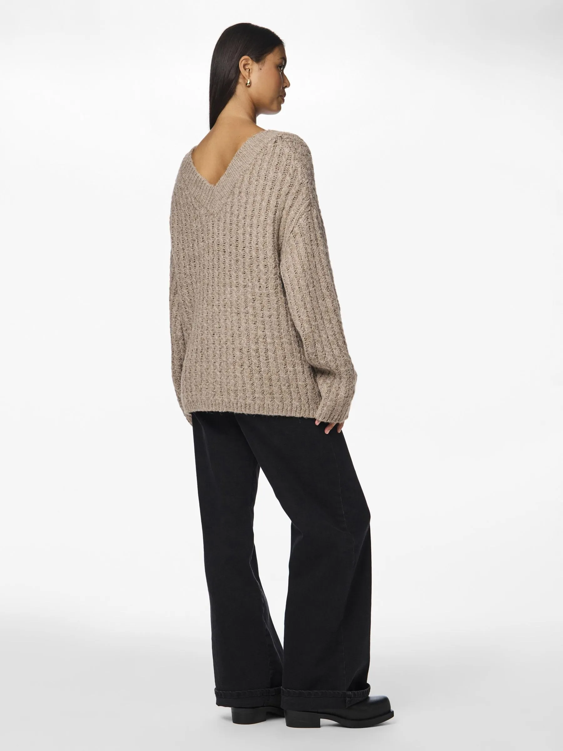 MAGLIONE A V