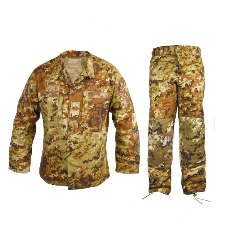 Mimetica vegetata uniforme da combattimento EI soldato del futuro con stellette