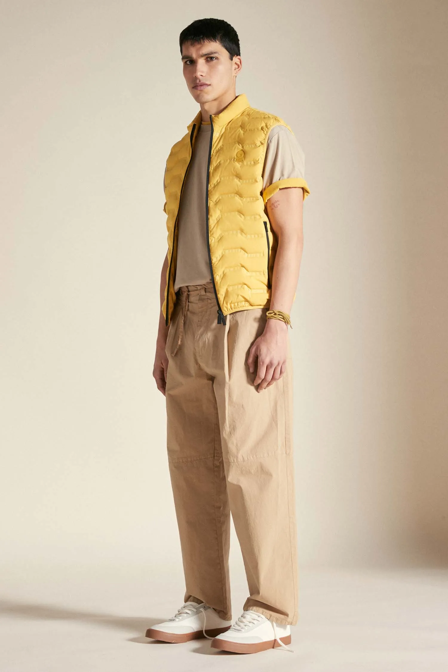 NAOS –  Gilet giallo ocra tecnico
