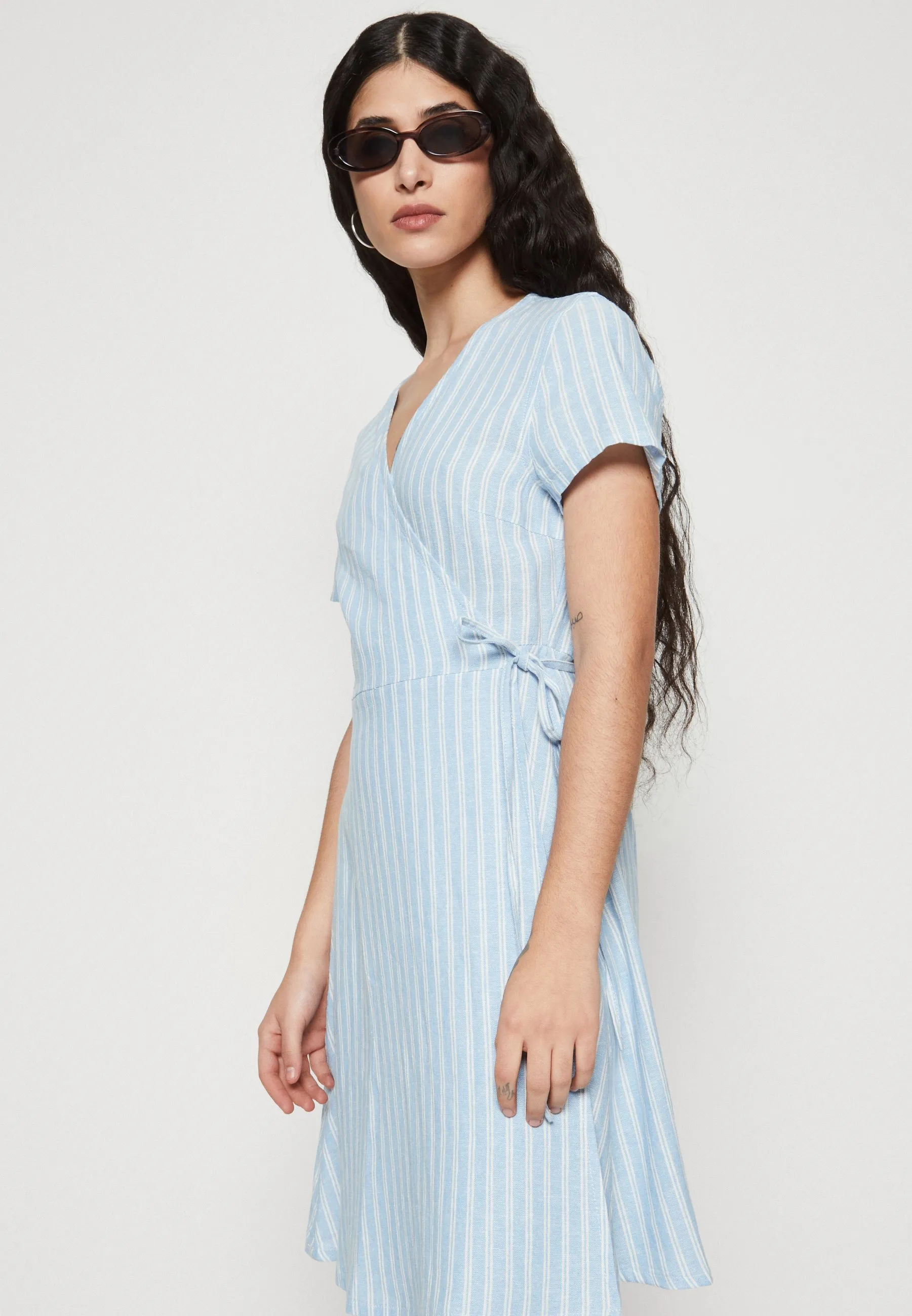 ONLADDICTION CARO DRESS - Vestito estivo
