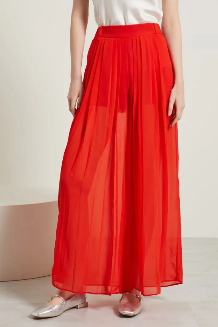 Pantaloni in chiffon plissè