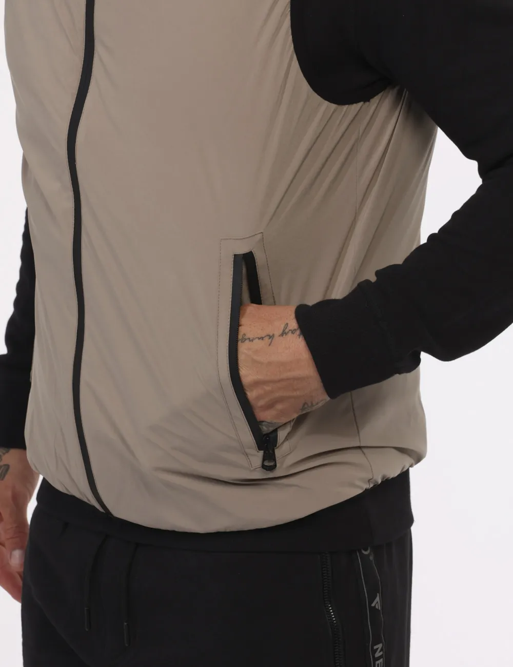 Piumino smanicato Fred Mello Beige
