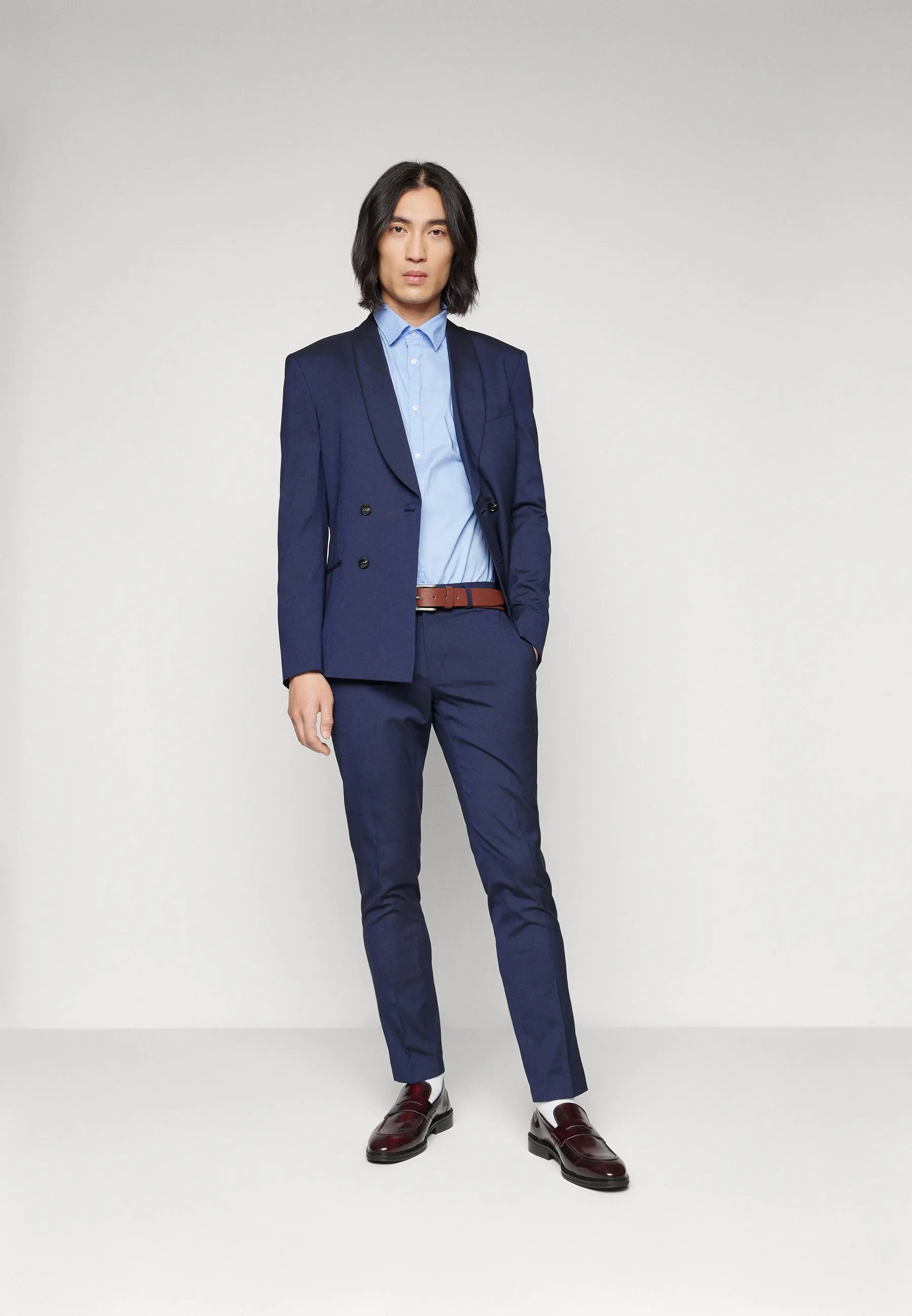 RE-IMAGINED SHAWL SUIT - Completo