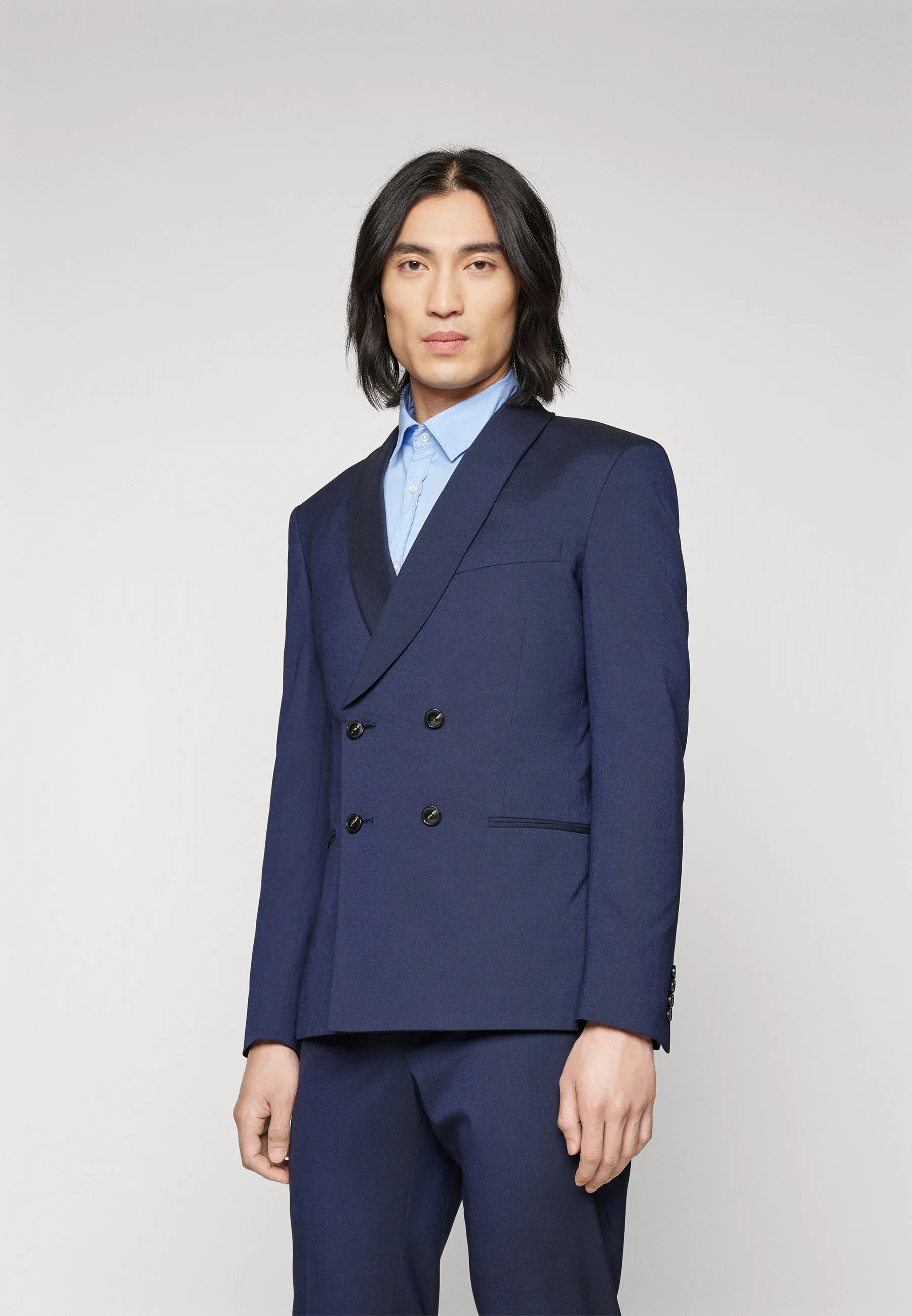 RE-IMAGINED SHAWL SUIT - Completo