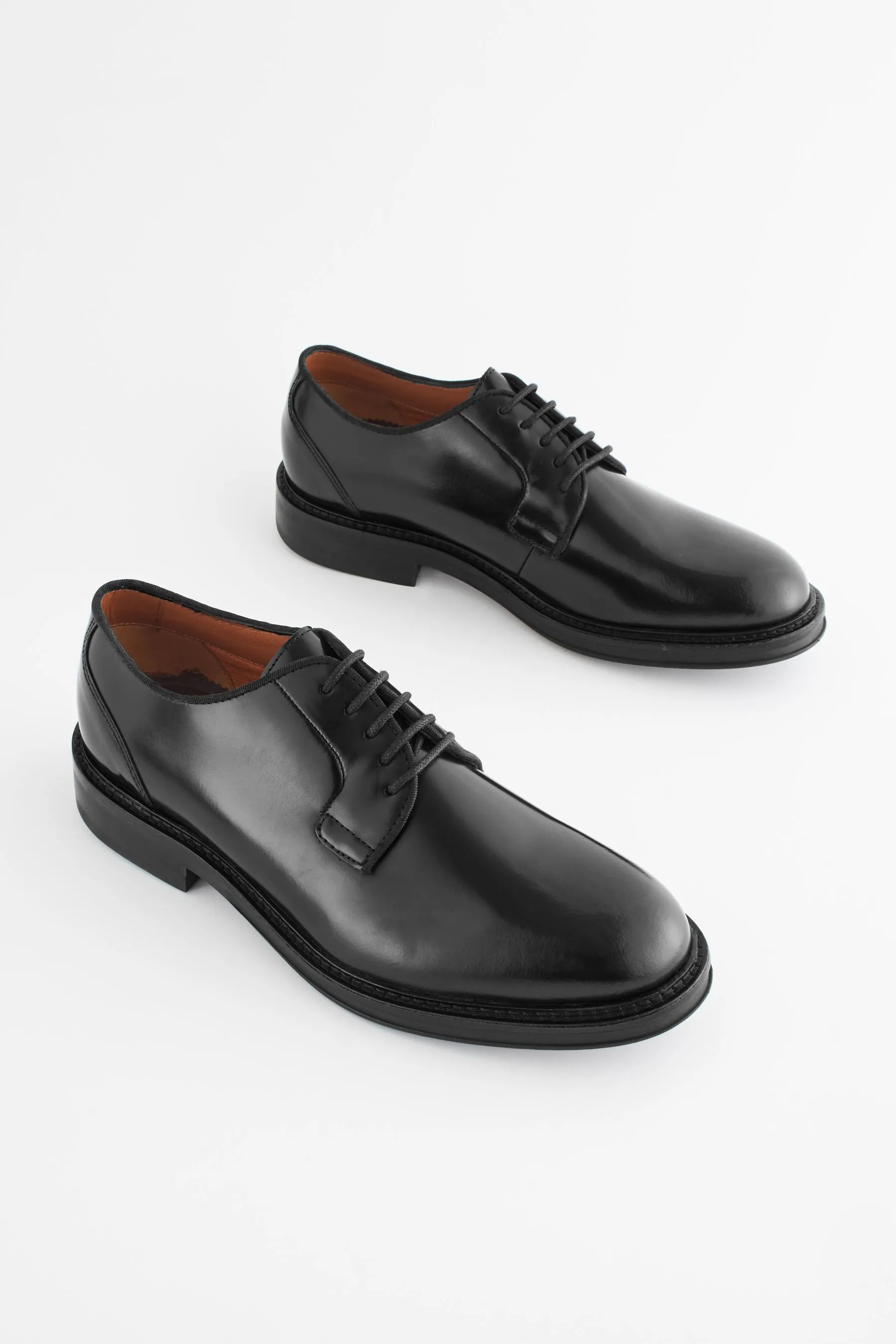 Scarpe Derby in pelle lucida    