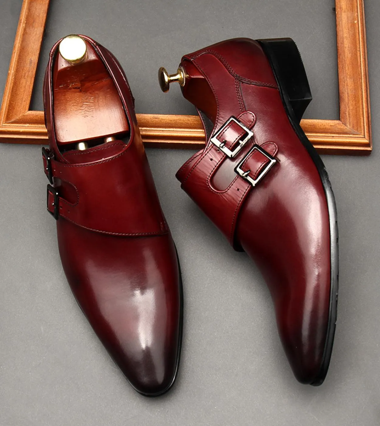 Scarpe eleganti da uomo Mocassini da lavoro in vera pelle di lusso con fibbia alla moda