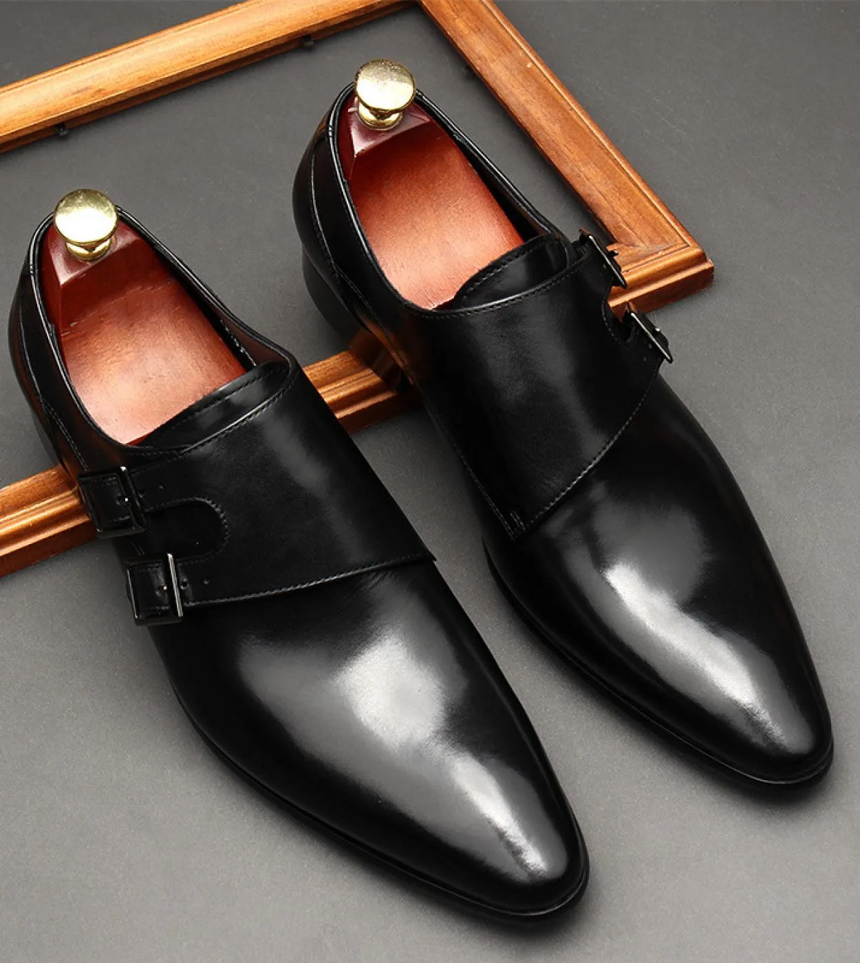 Scarpe eleganti da uomo Mocassini da lavoro in vera pelle di lusso con fibbia alla moda