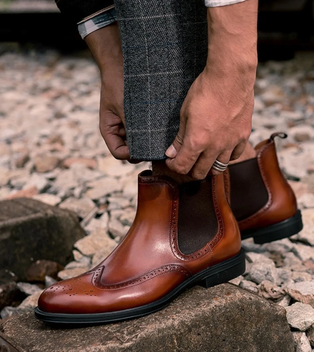 Scarpe invernali calde da uomo in vera pelle di lusso italiano con stivaletti Chelsea in pelliccia Slip On Abito da lavoro class