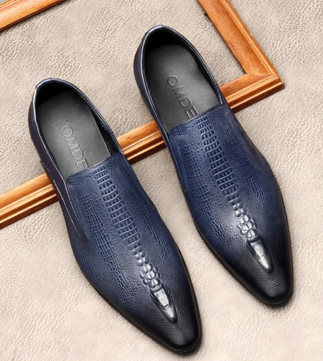 Scarpe Oxford da uomo italiane di lusso da sposa in vera pelle modello coccodrillo fatte a mano scarpe eleganti nere piatte moca