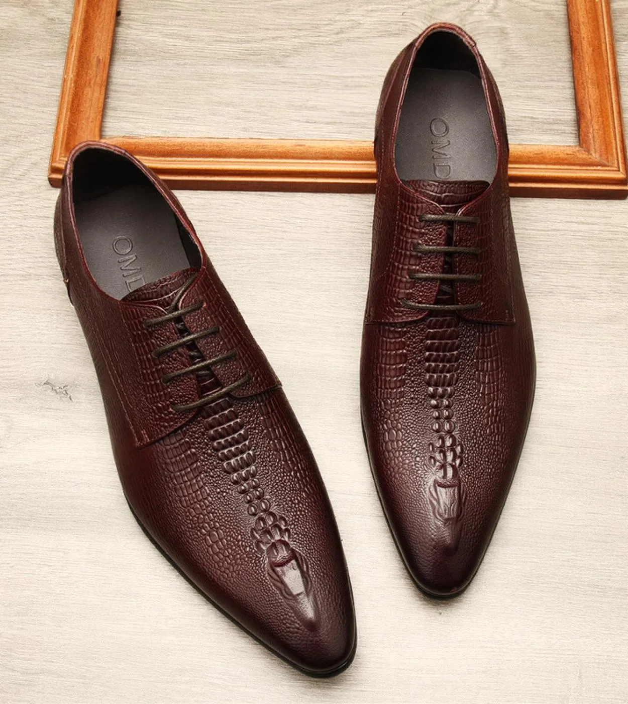 Scarpe Oxford da uomo italiane di lusso da sposa in vera pelle modello coccodrillo fatte a mano scarpe eleganti nere piatte moca
