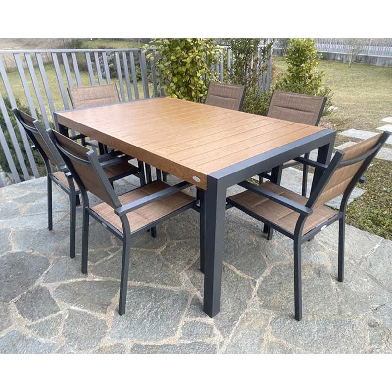 Set Tavolo e Sedie In Alluminio e Textilene Nuni 