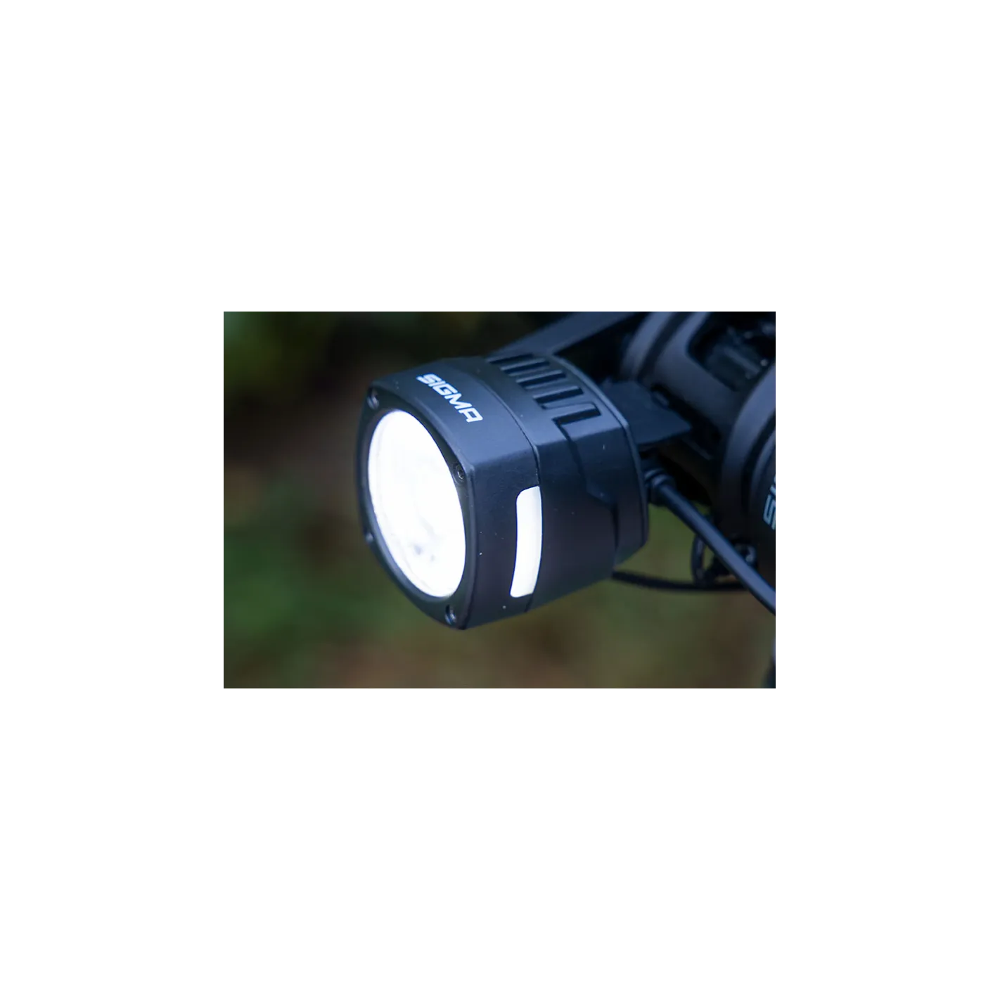 Sigma Sport Faretto Anteriore EOX FL 170 HB E-Bike 850 Lumen IPX7 Incluso Telecomando A Filo Nero