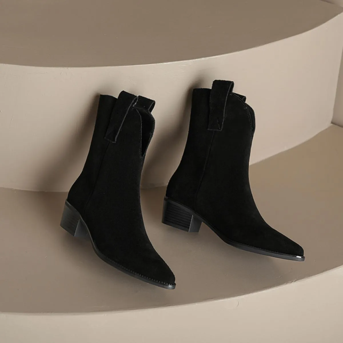 Stivaletti Chelsea alla caviglia da donna 100% pelle scamosciata di mucca Scarpe da donna a punta con tacco spesso e tacco medio