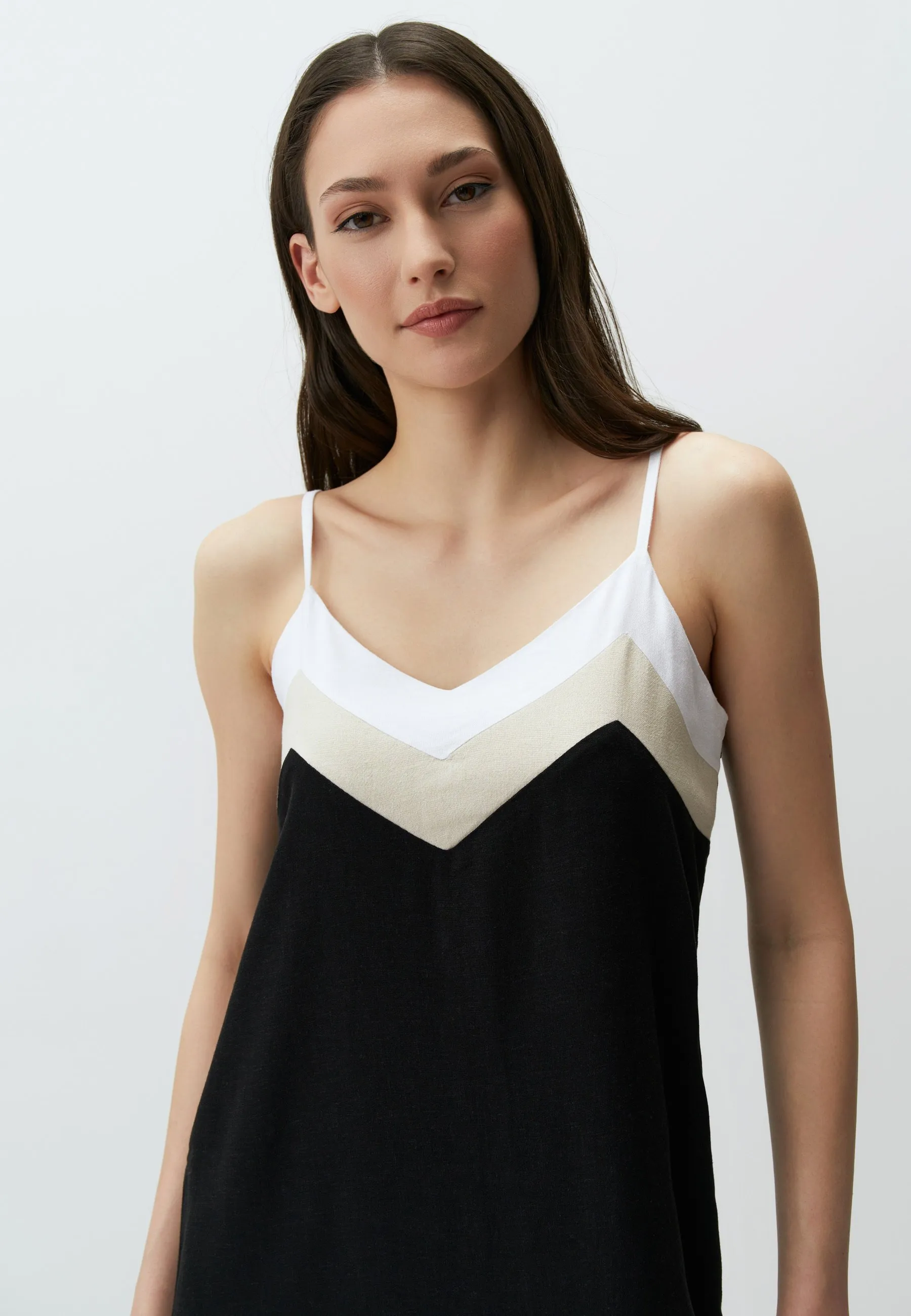 STRAPPY-NECK MIDI - Vestito estivo