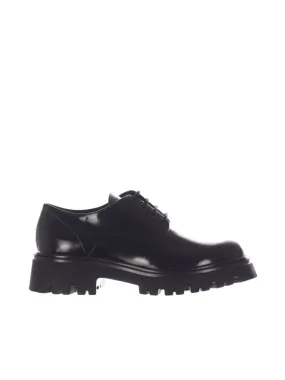 Stringata derby in pelle con fondo platform