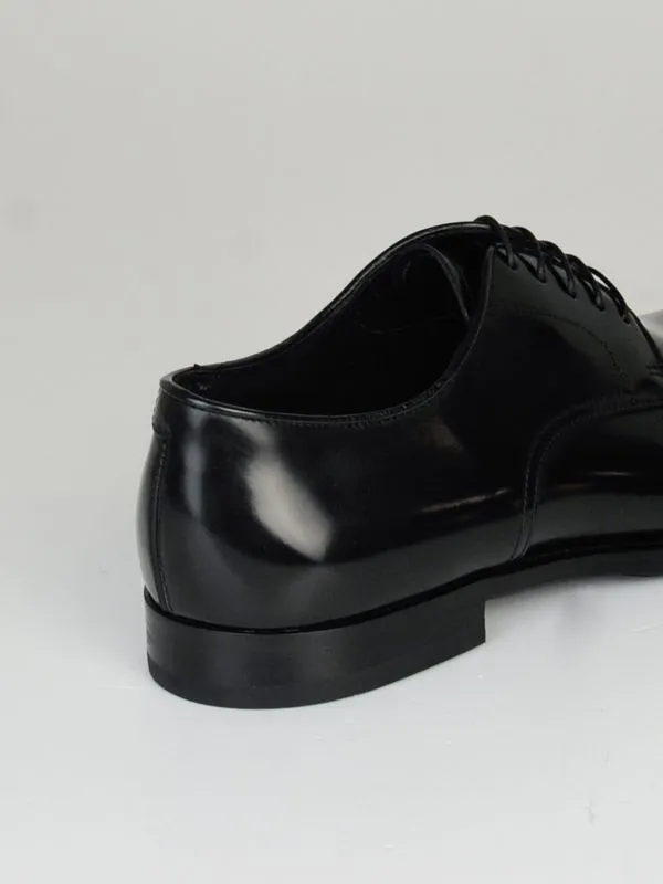 Stringata uomo Doucal's Derby in pelle Nero