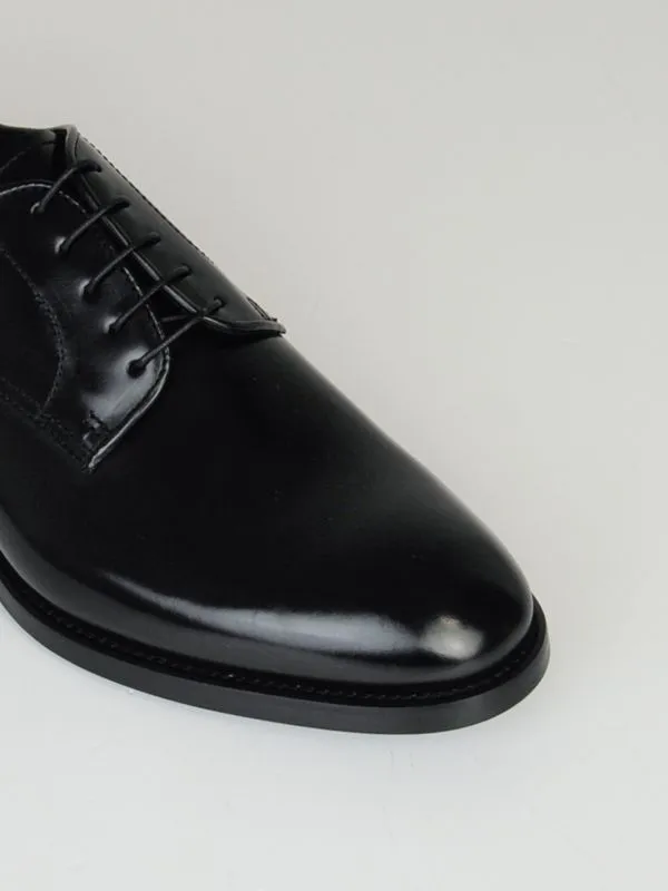 Stringata uomo Doucal's Derby in pelle Nero