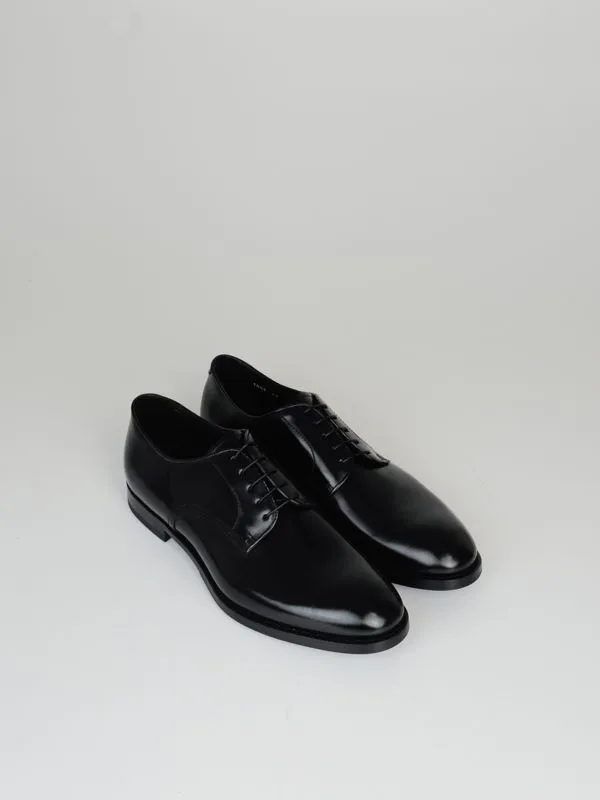 Stringata uomo Doucal's Derby in pelle Nero