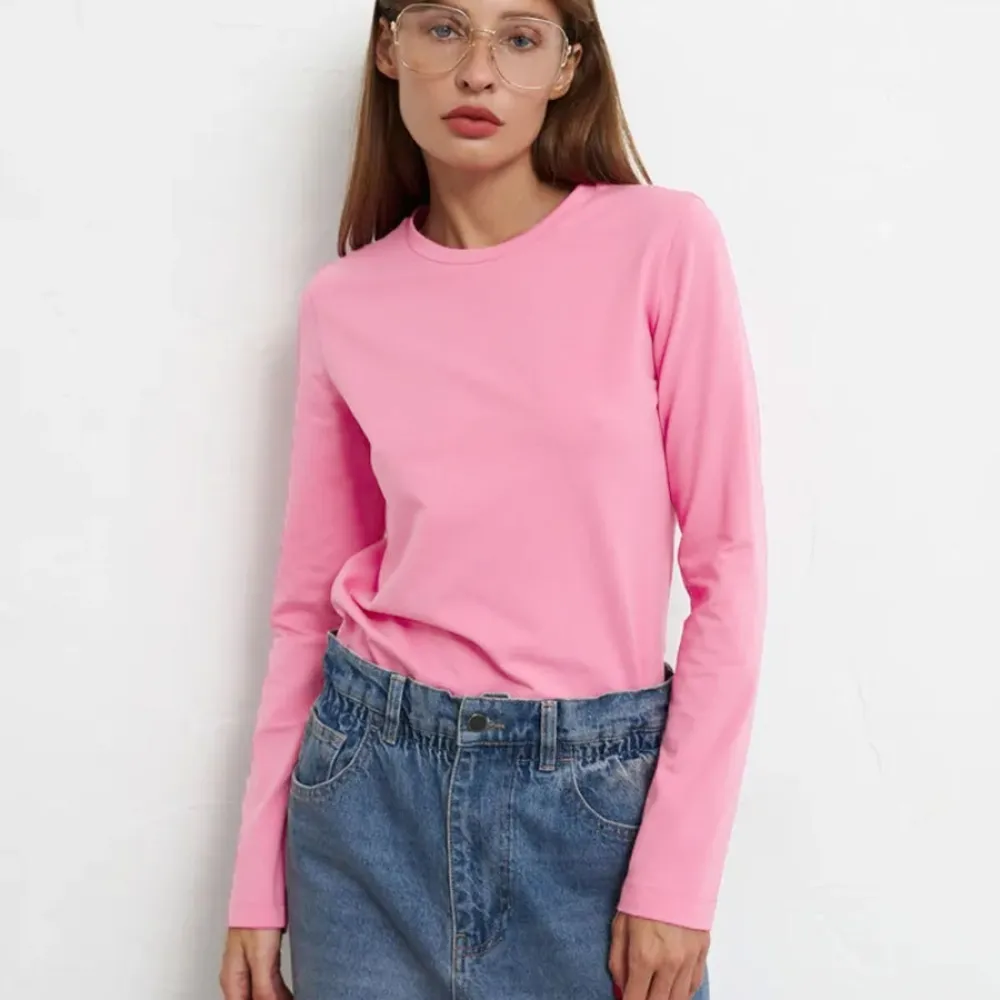 T-shirt in puro cotone Europa e America 2024 Primavera Nuove donne Moda Resto Versatile Pendolarismo Pullover Girocollo Lon