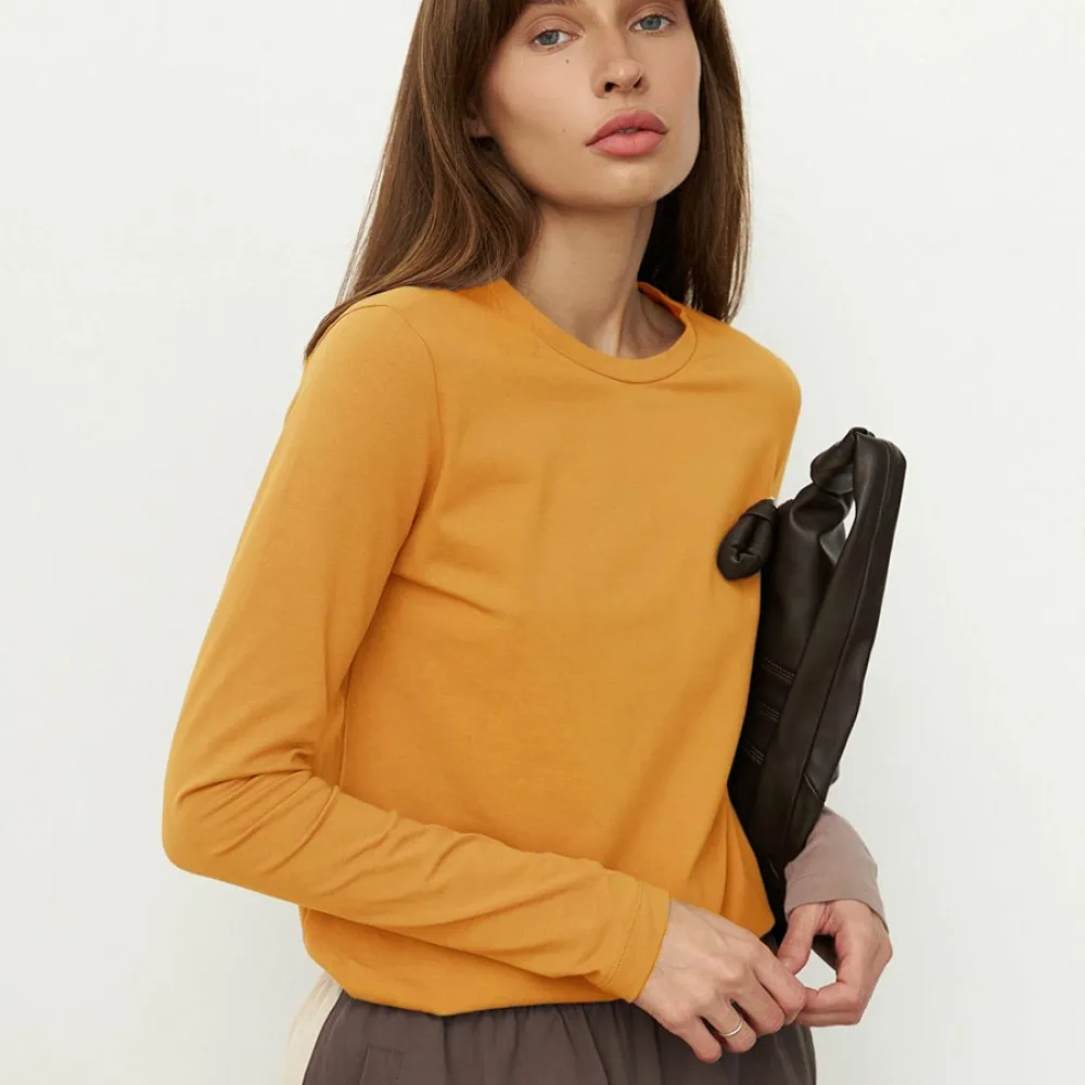 T-shirt in puro cotone Europa e America 2024 Primavera Nuove donne Moda Resto Versatile Pendolarismo Pullover Girocollo Lon