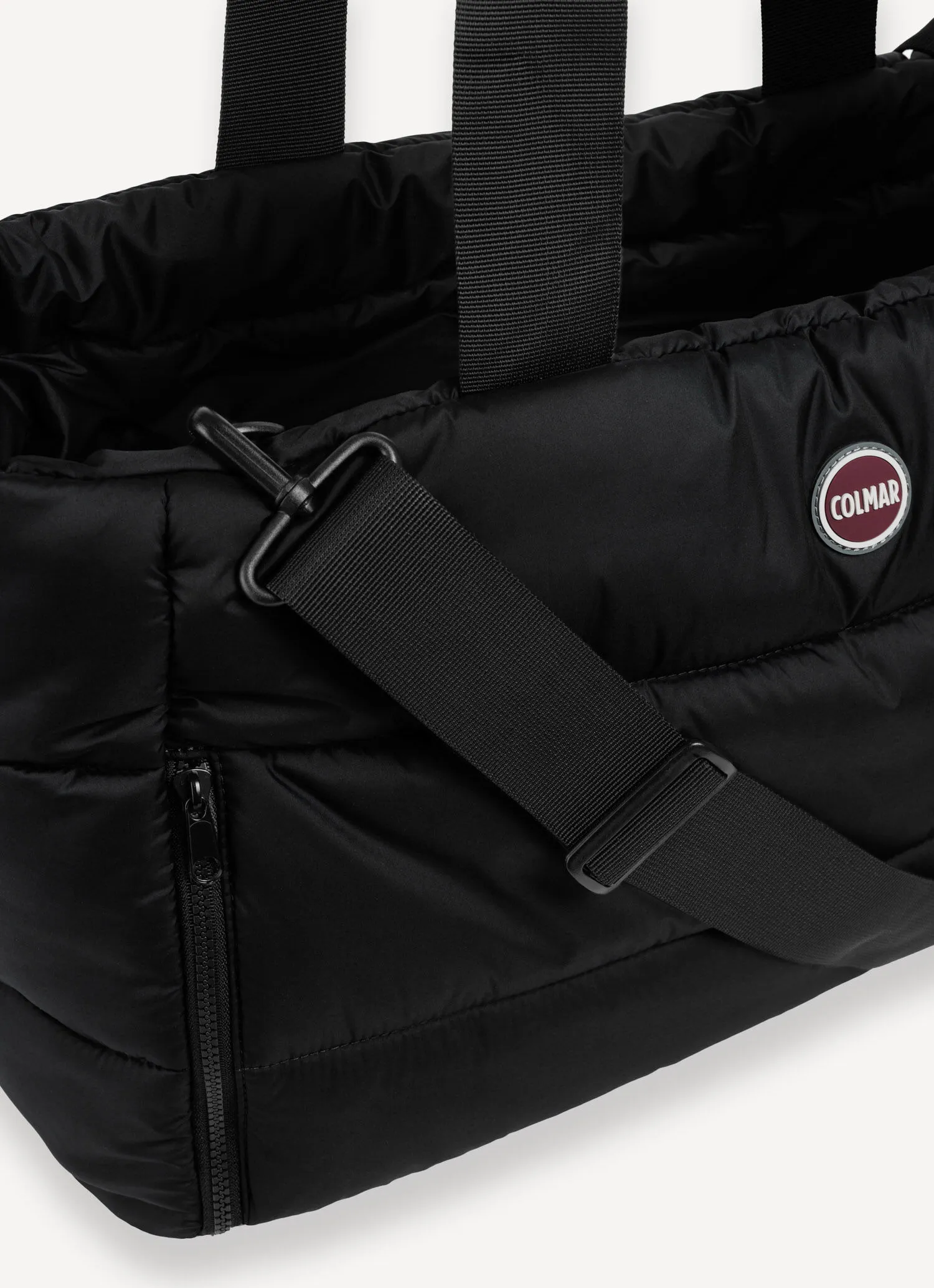 Unisex quilted travel bag