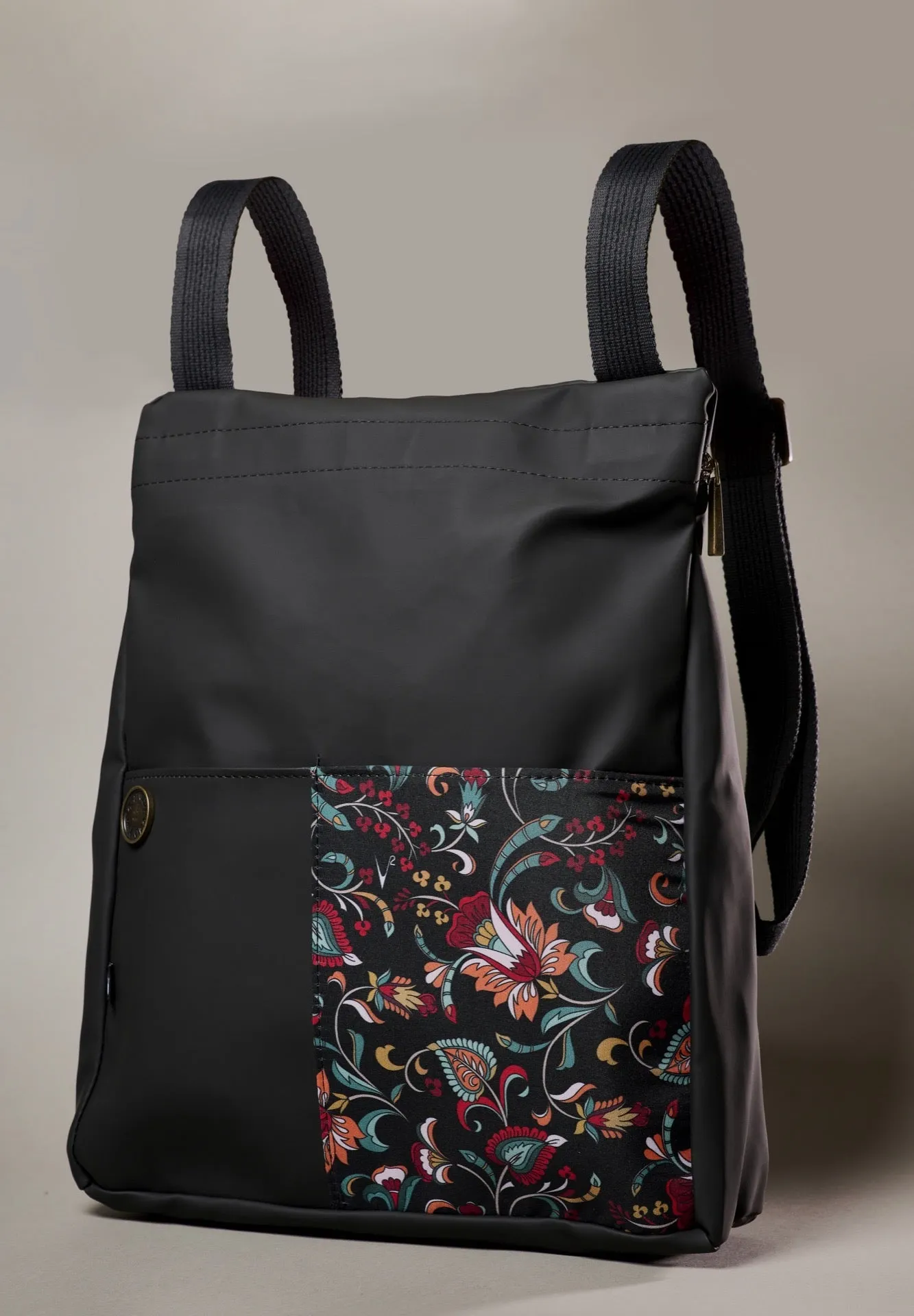 V2 x Mirantico - Zaino Memo Bag Nero con Tasca in tessuto Paisley Nero