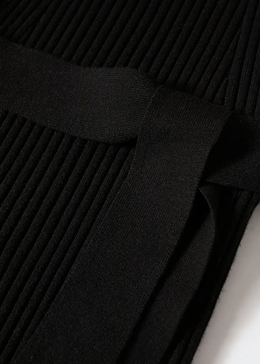 Vestito coste collo con risvolto