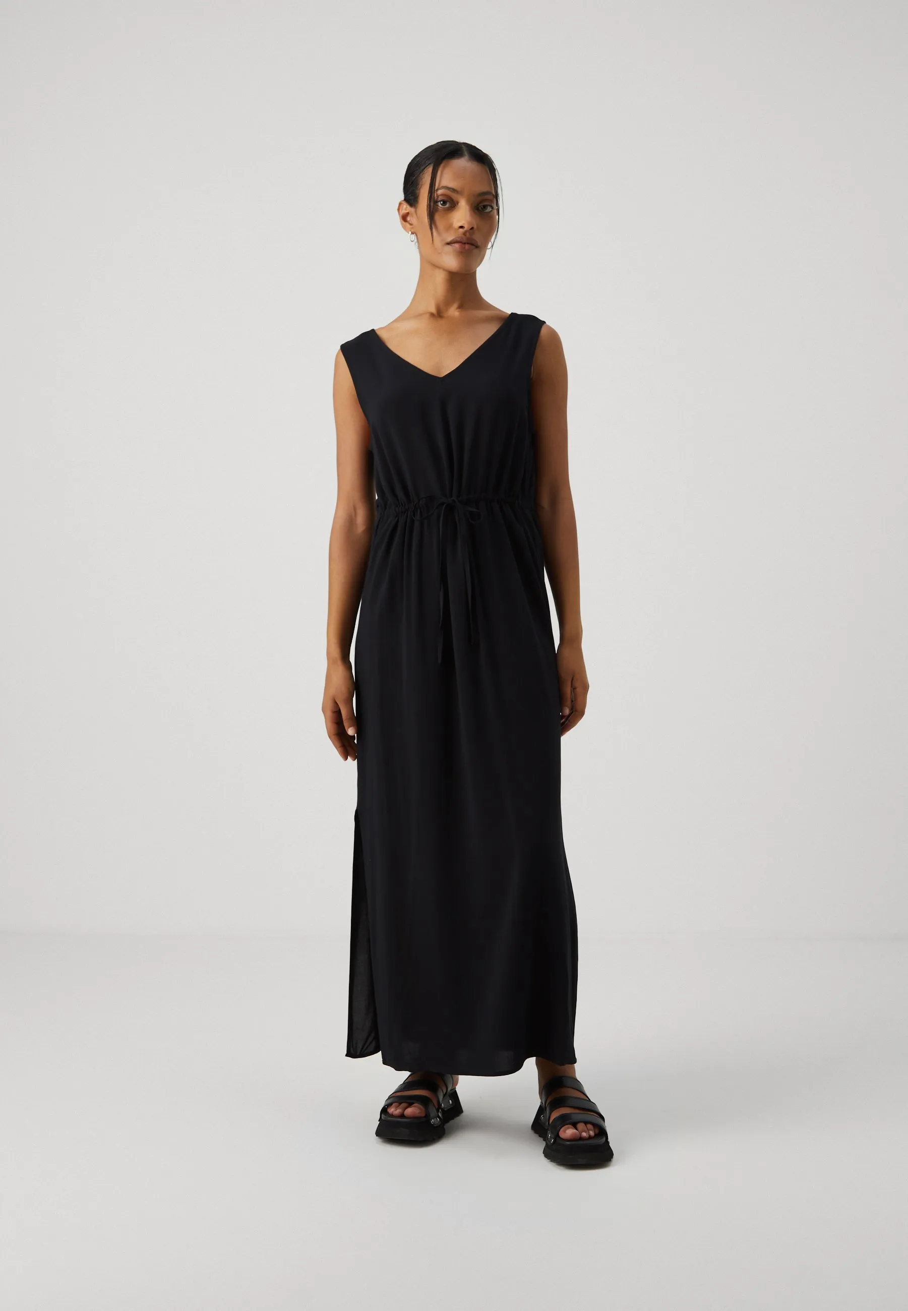 VMEASY TANK DRESS - Vestito lungo