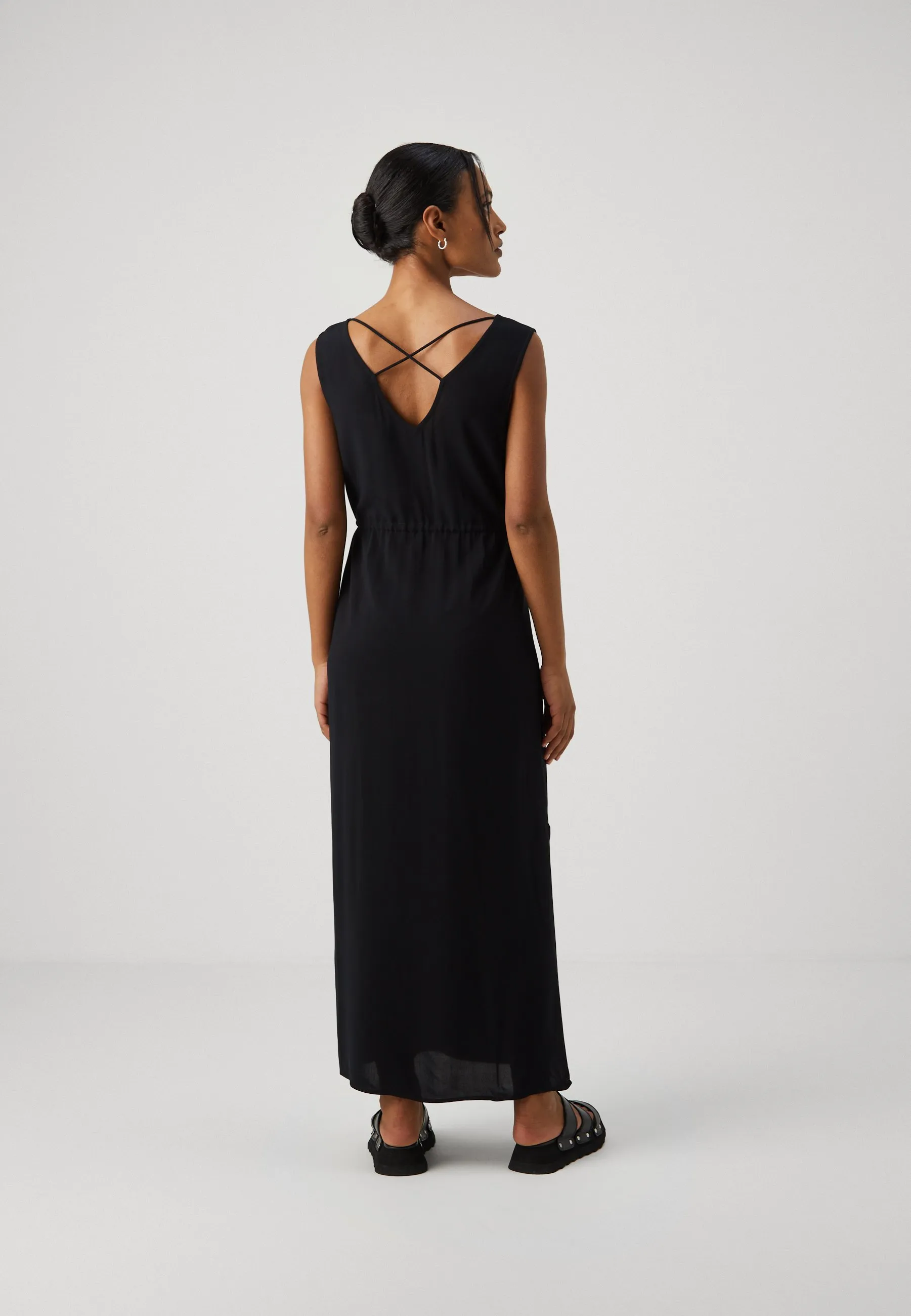 VMEASY TANK DRESS - Vestito lungo